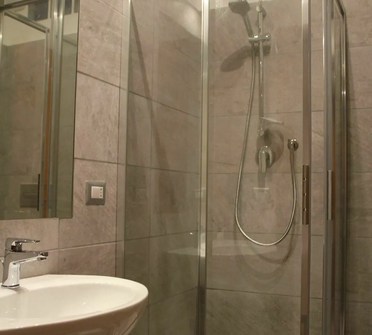 Bed & Breakfast Bed Rooms Rome Italy